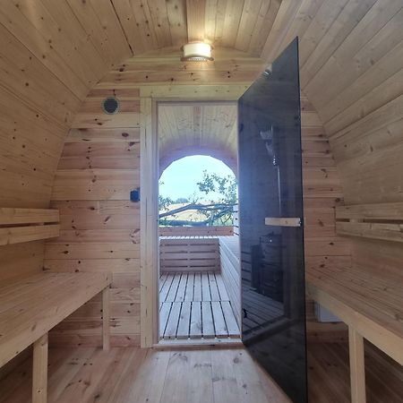 Loft Apartment Mit Grosser Badewanne B Mugeln Kültér fotó