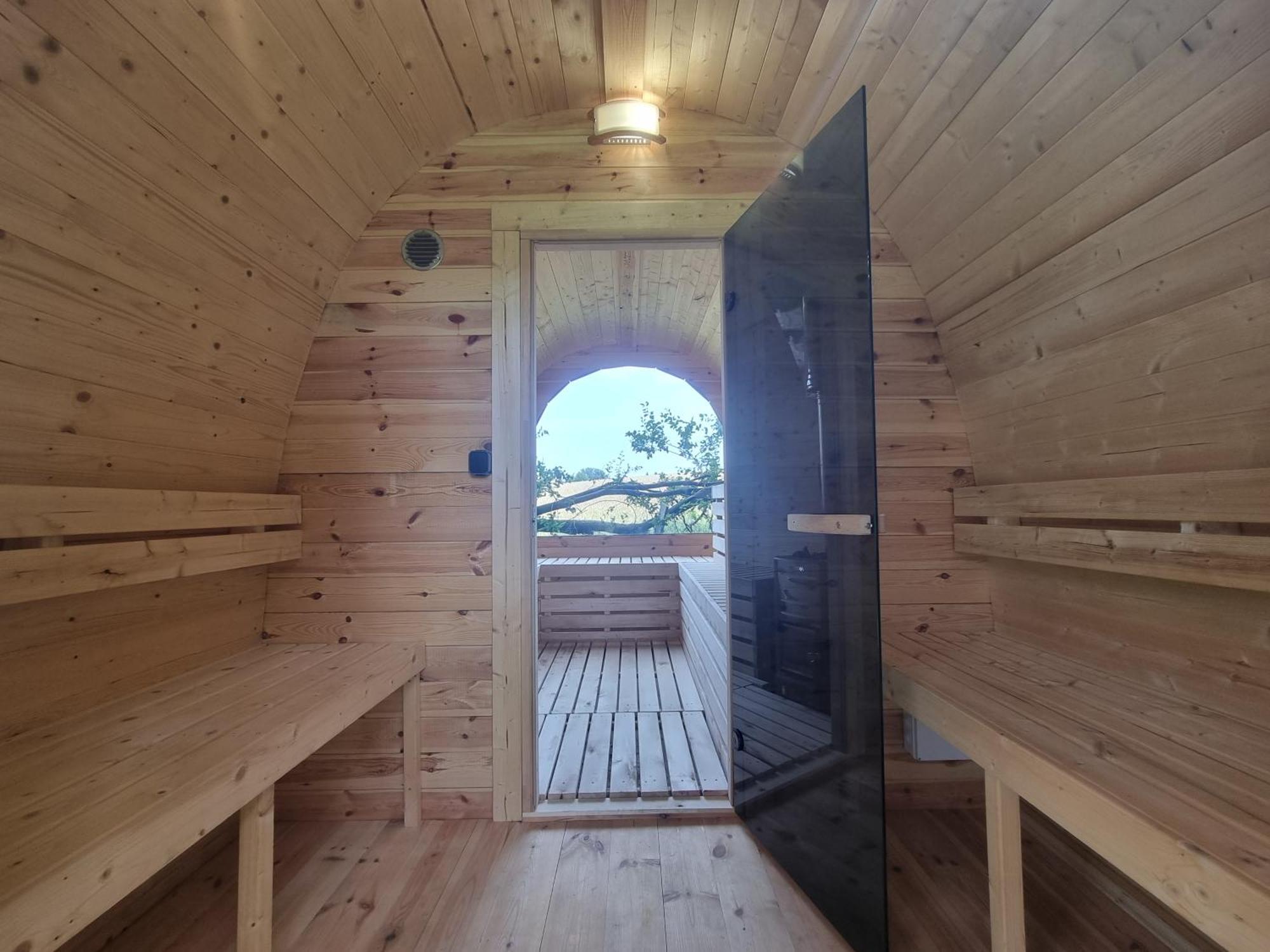 Loft Apartment Mit Grosser Badewanne B Mugeln Kültér fotó