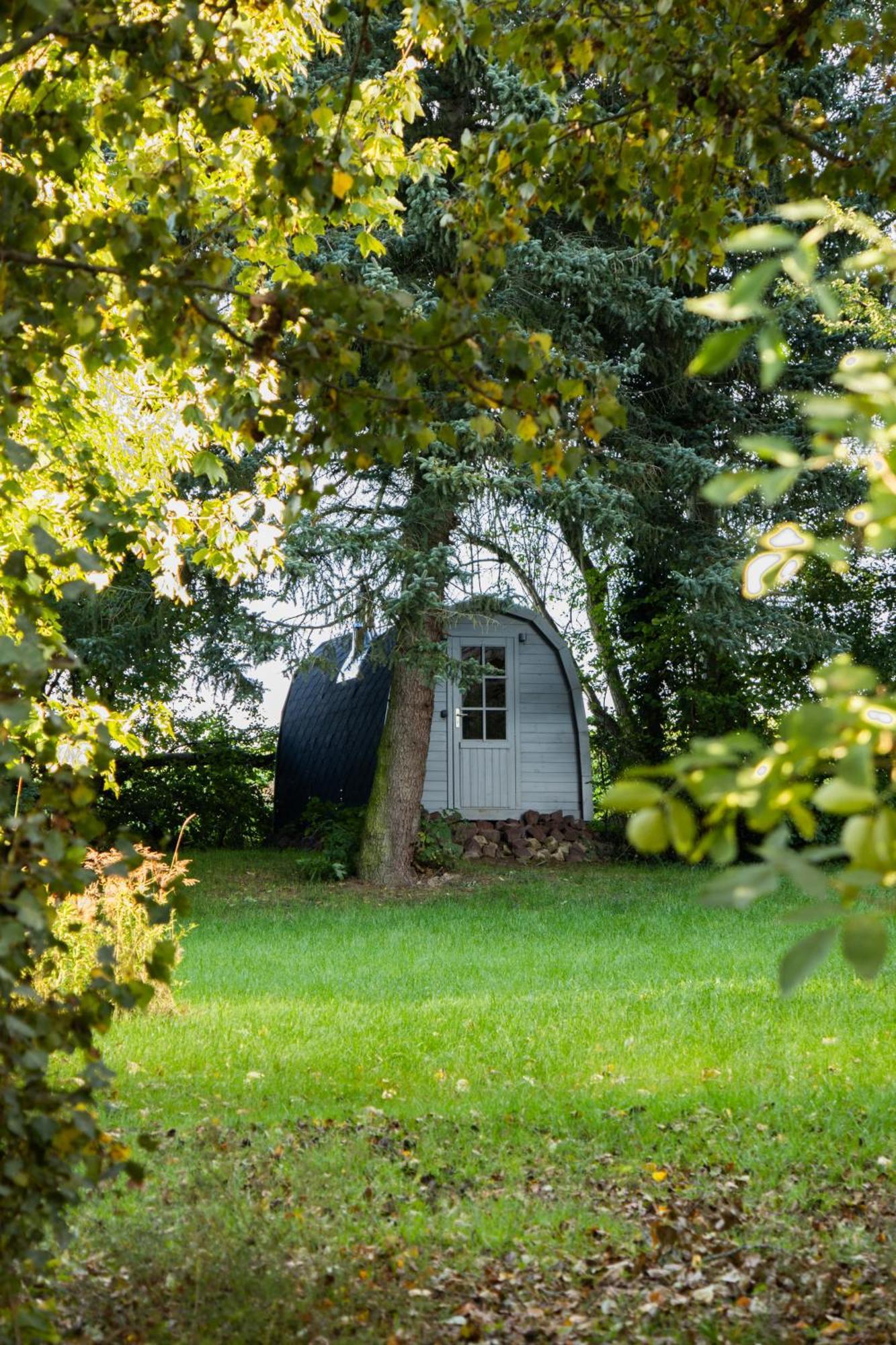 Loft Apartment Mit Grosser Badewanne B Mugeln Kültér fotó